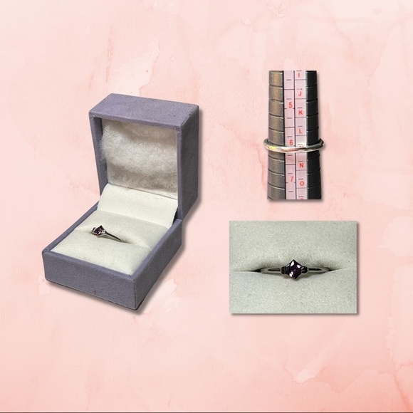 Silver Tone Fashion Ring with Purple Gemstone - Size 6.5 (EUC) - Picture 3 of 3